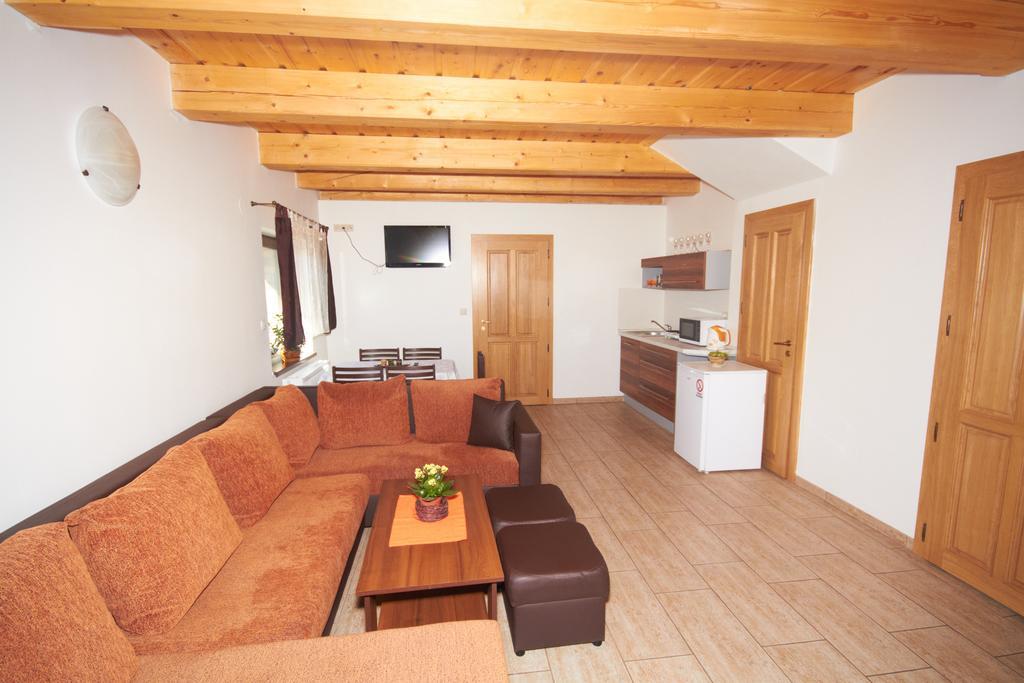 U Haryho Hotel Dolní Bečva Buitenkant foto